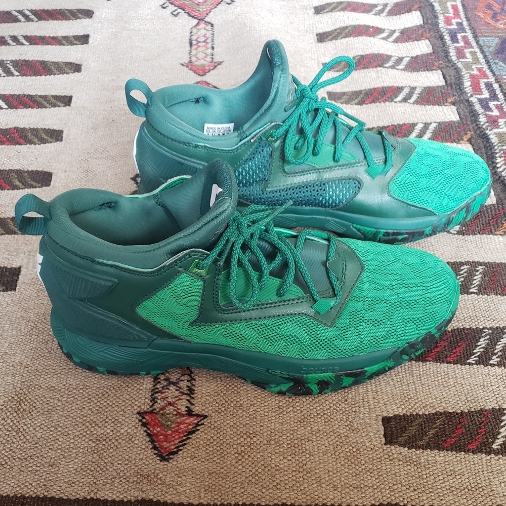 *Sold* 2016 Adidas DAMIAN LILLARD 2 Bounce Camo